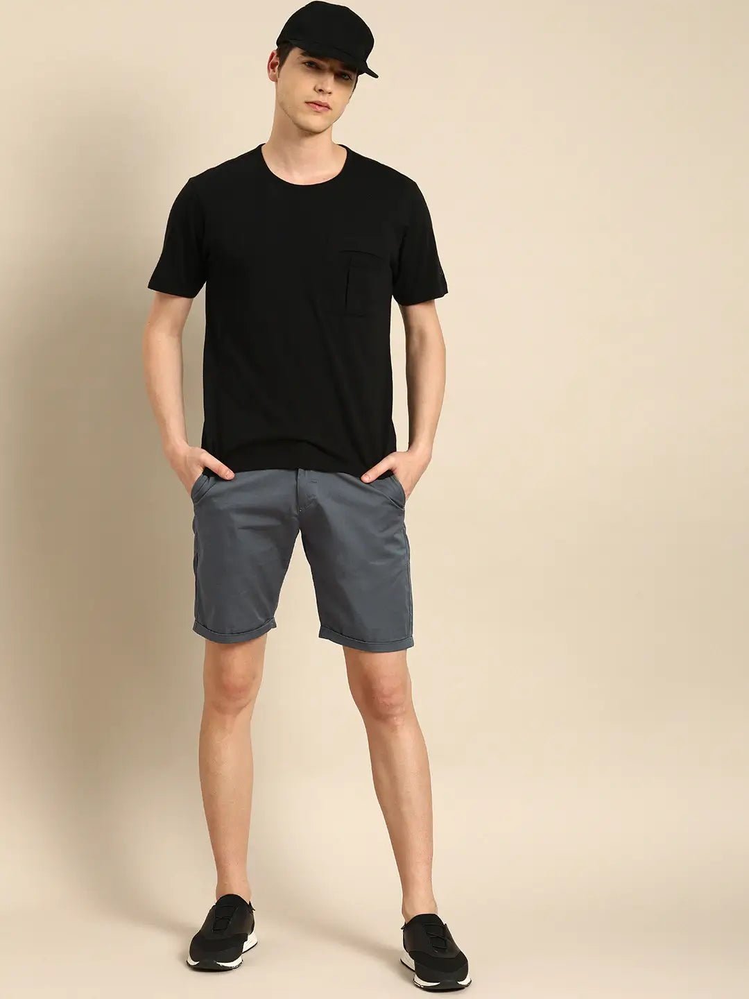 Men Charcoal Gray Solid Slim Fit Chino Shorts - HB INDUSTRIES - Shorts -