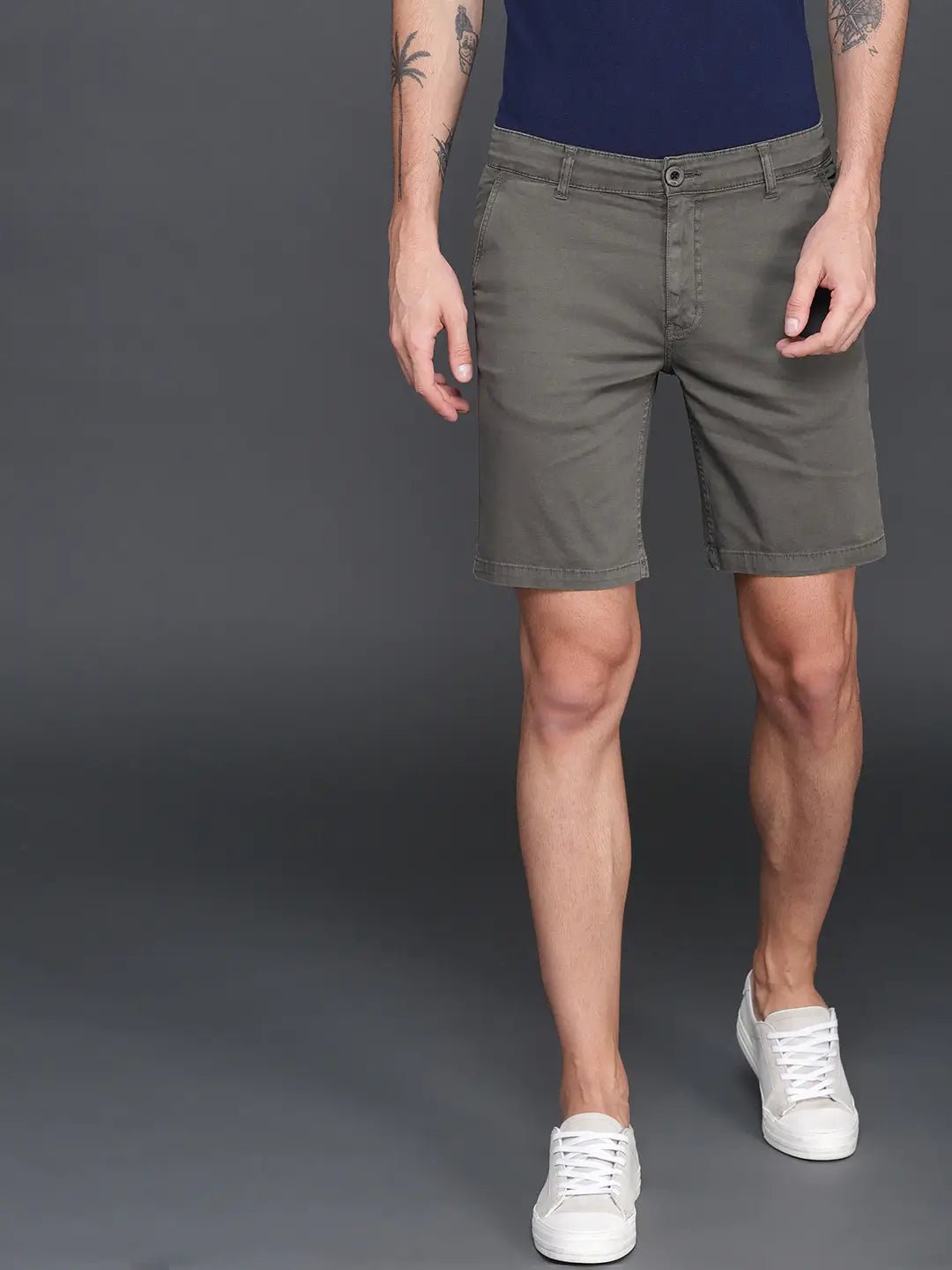 Men Grey Solid Slim Fit Chino Shorts - HB INDUSTRIES - Shorts -