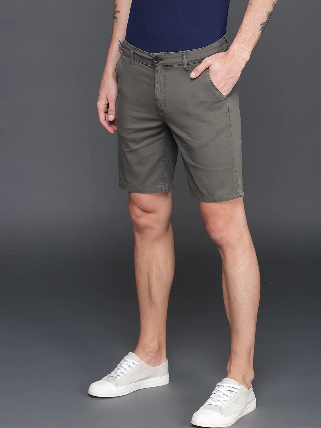 Men Grey Solid Slim Fit Chino Shorts - HB INDUSTRIES - Shorts -
