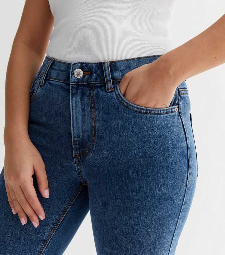 Petite Blue Mid Rise Amie Skinny Jeans - HB INDUSTRIES - Jeans -