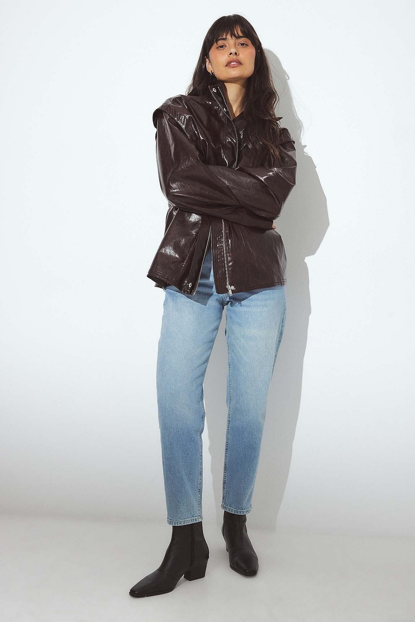 Mom High Waist Jeans for Women – Trendy Comfort Fit Denim for Everyday Pakistani Fashion | DOCACCA