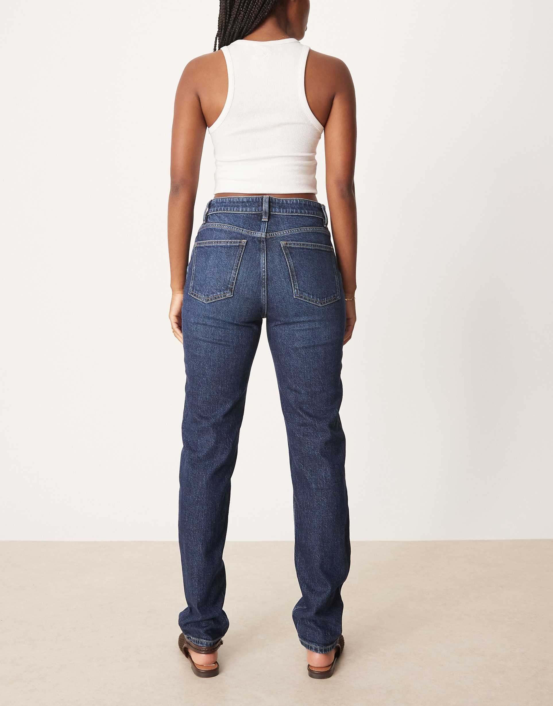 Mom Jeans in Deep Blue – High-Waist Relaxed Fit Denim for Women in Pakistan | DOCACCA