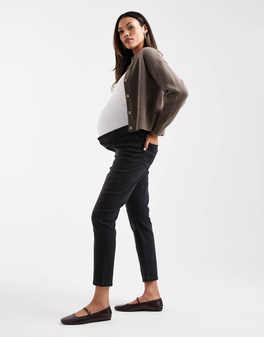 Mom Jeans in Washed Black – High-Waist Relaxed Fit Denim for Women in Pakistan | DOCACCA