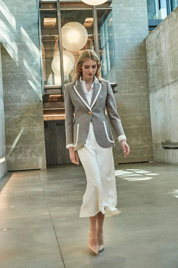 HB INDUSTRIES One-Buttoned Camel Blazer for Women