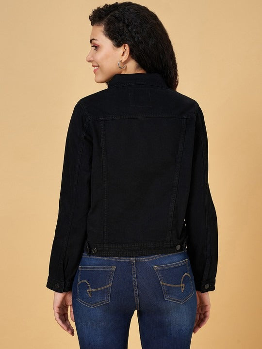 Spread Collar Pure Cotton Denim Jacket – Breathable Pure Cotton Trucker for Pakistan | DOCACCA