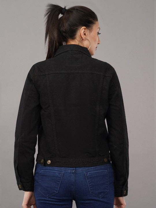 Black Long Sleeves Denim Jacket – Sleek, Versatile Outerwear for Pakistan | DOCACCA