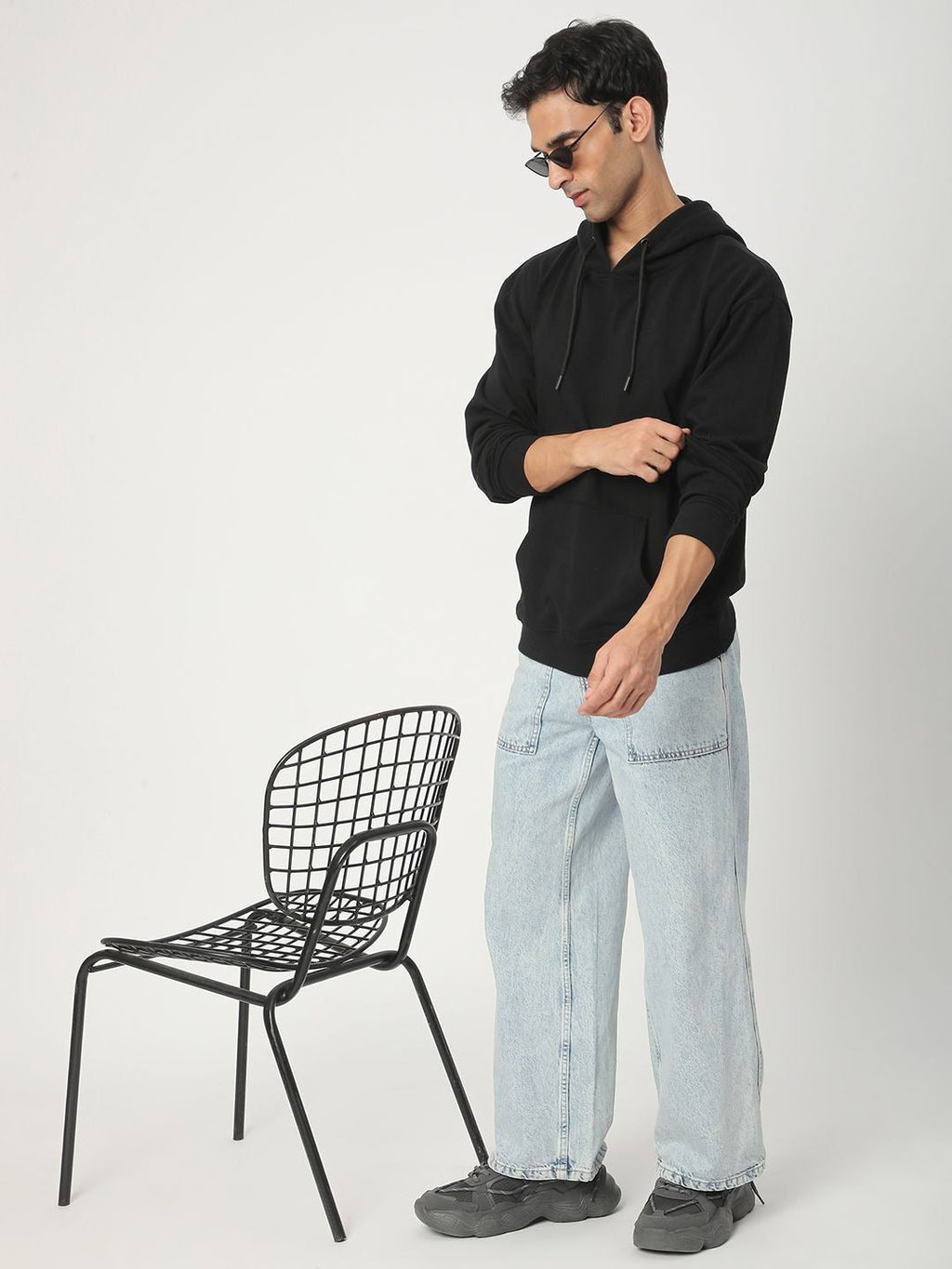 Men Long Sleeves Hooded Sweatshirt Online in Pakistan | Stylish & Comfortable Winter Hoodie