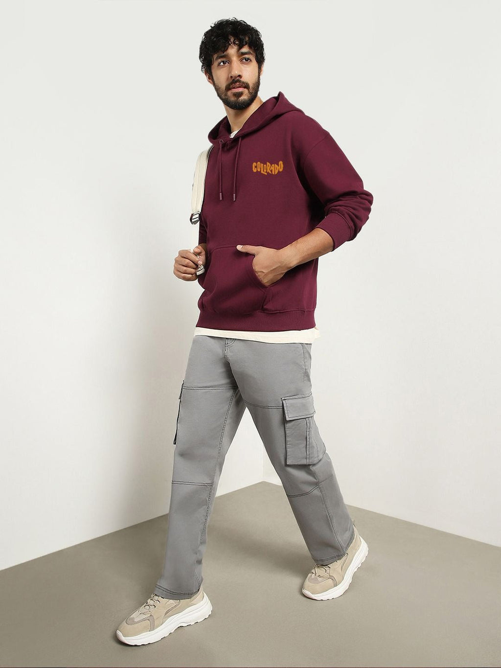 Men Maroon Printed Hooded Sweatshirt – Cotton Fleece Hoodie for Casual Winter Wear in Pakistan