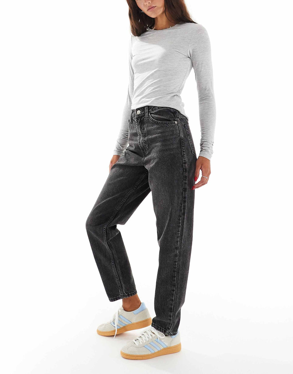 Mom Jeans in Black – High-Waist Comfort Fit Denim for Everyday Pakistani Style | DOCACCA