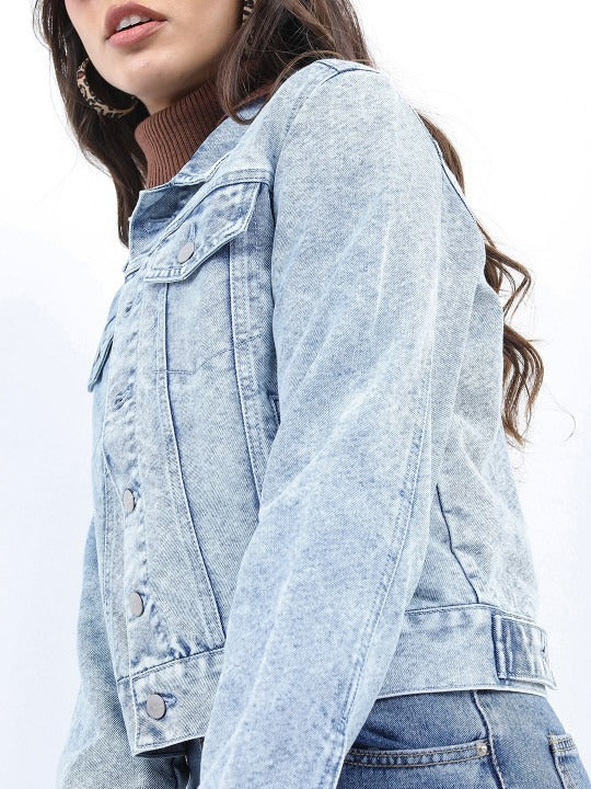 Washed Spread Collar Crop Denim Jacket – Vintage Wash Breathable Crop Trucker for Pakistan | DOCACCA