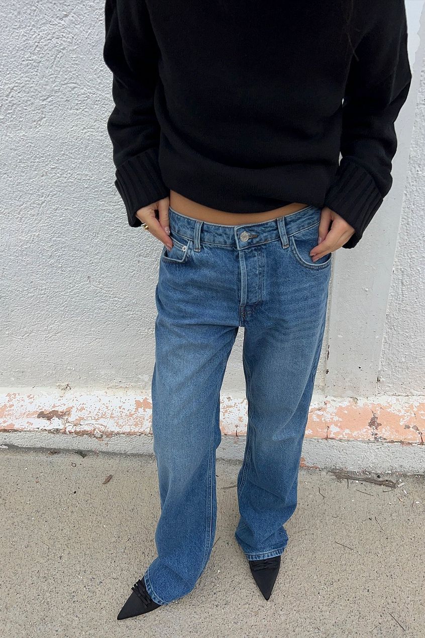 Women Straight Loose Fit Jeans – Classic Straight-Leg, Relaxed Comfort Denim for Pakistan | HB INDUSTRIES