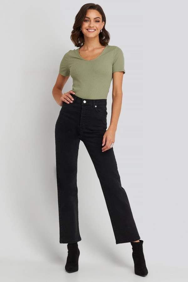 Women Skinny Fit Mid-Rise Clean Look Stretchable Cropped Jeans