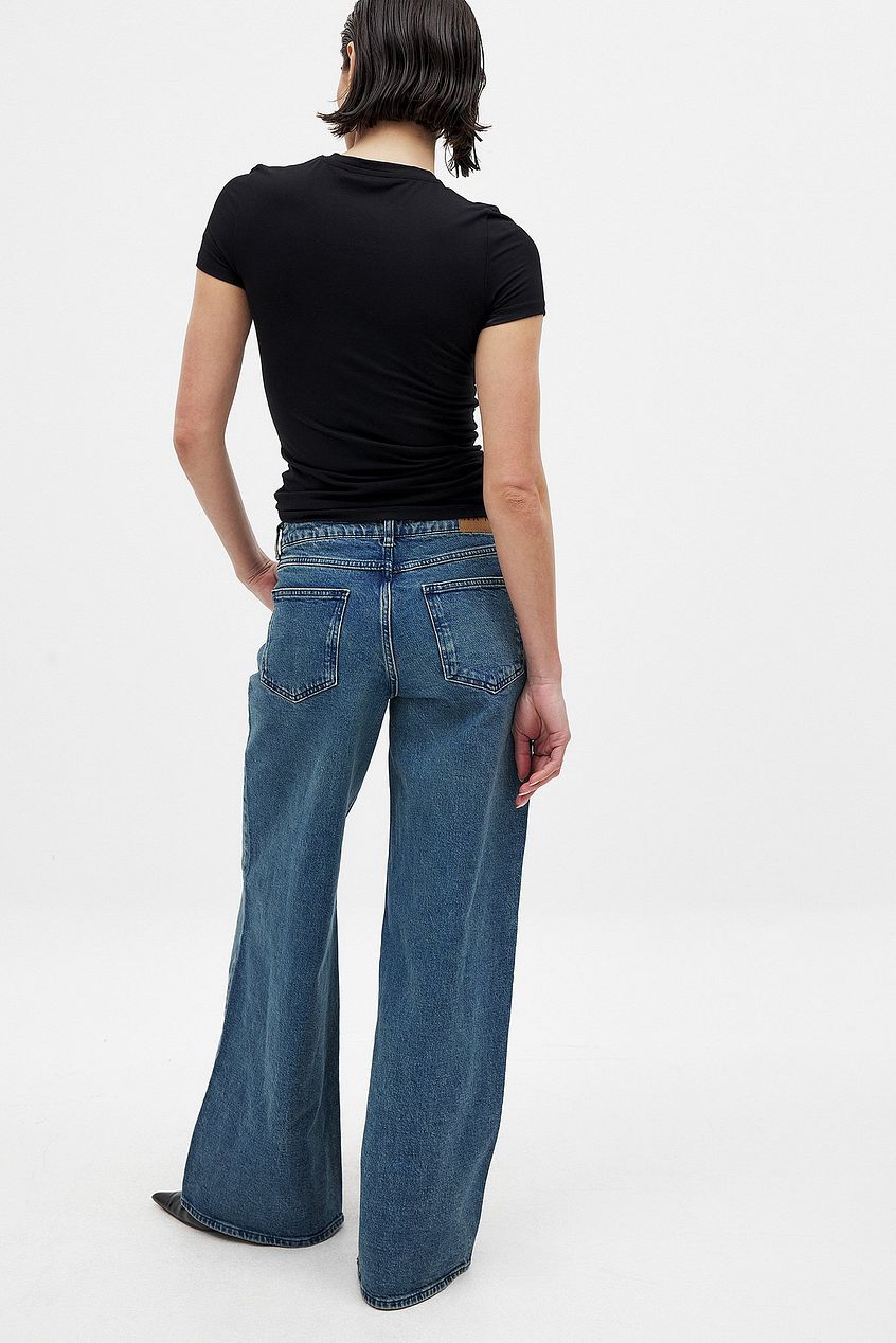 Women Low Waist Wide Leg Jeans with Seam Details – Trendy Low-Rise Baggy Denim, Structured Seams for Shape | DOCACCA