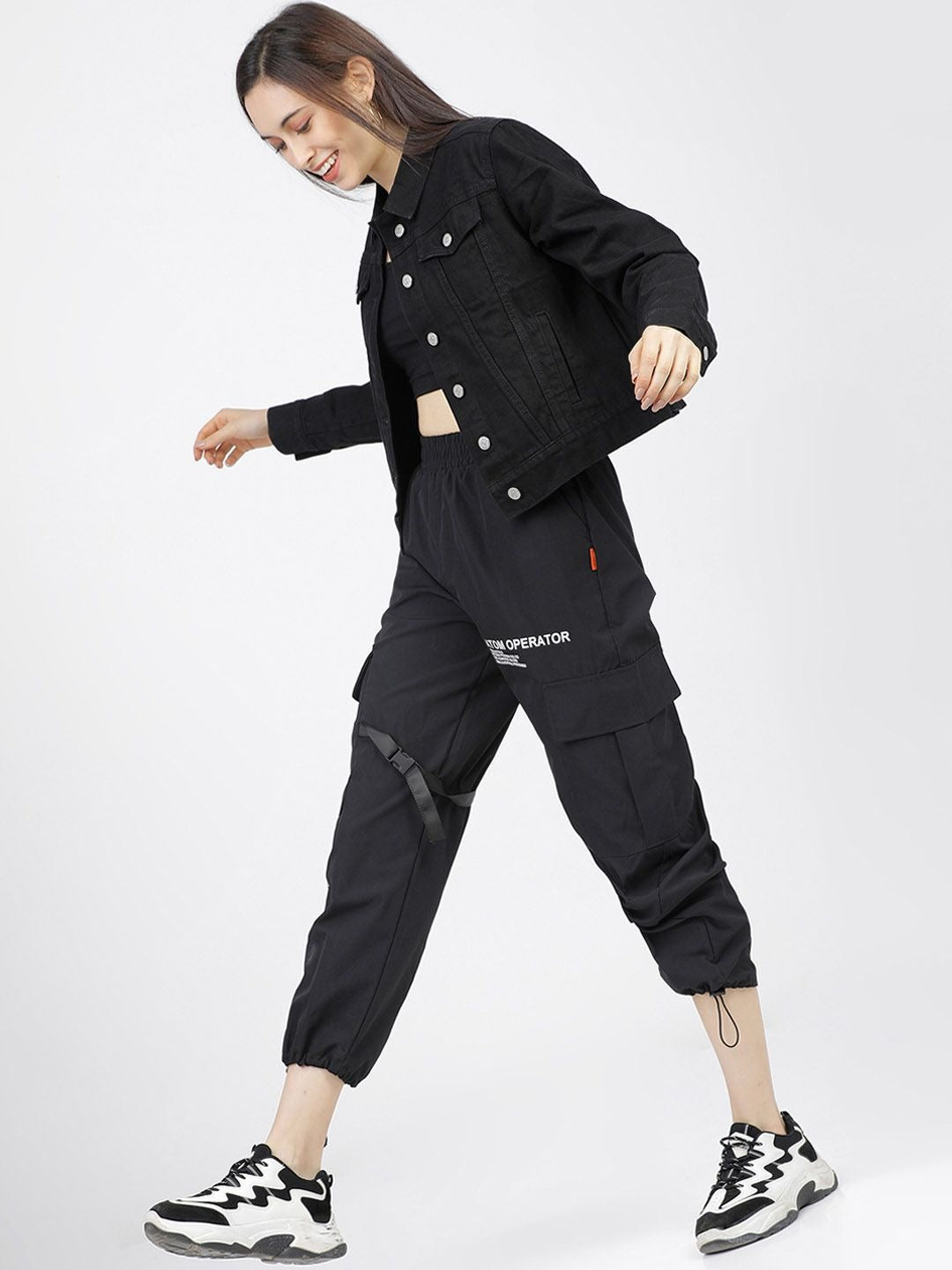 Women Black Solid Jacket – Sleek Lightweight Outerwear for Pakistan | DOCACCA