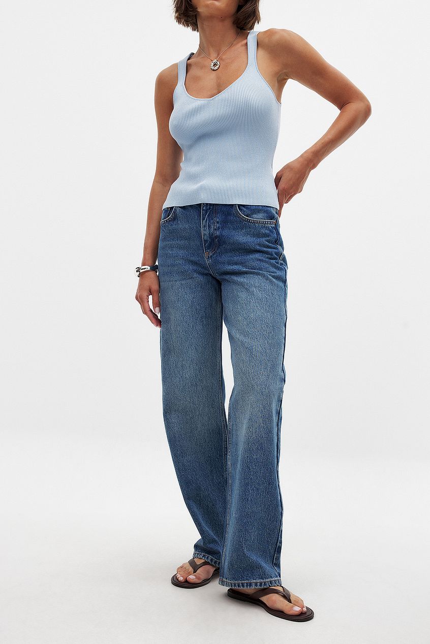 Women Mid Waist Straight Jeans – Classic Straight-Leg Denim for Daily Style in Pakistan | DOCACCA