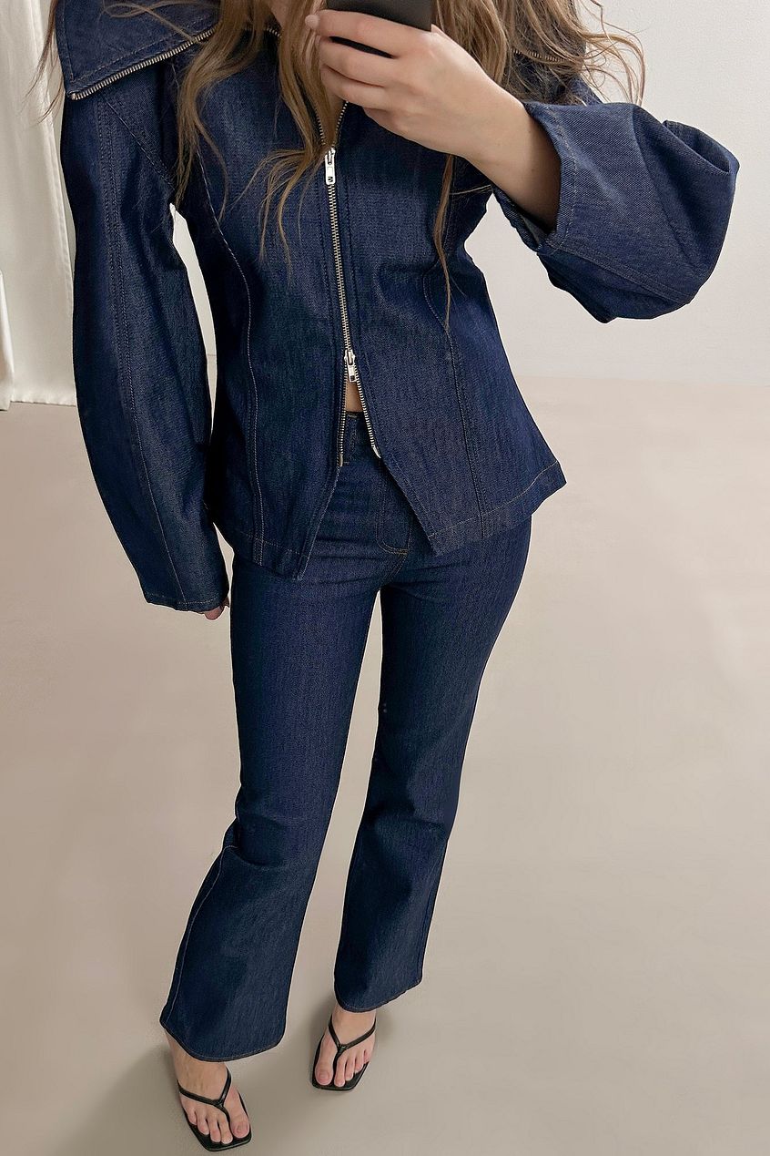 Women High Waist Flared Denim – Leg-Lengthening, Breathable Jeans for Pakistan | DOCACCA