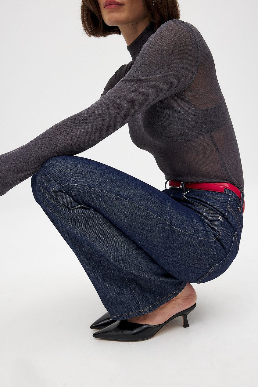 Women High Waist Flared Denim – Leg-Lengthening, Breathable Jeans for Pakistan | DOCACCA