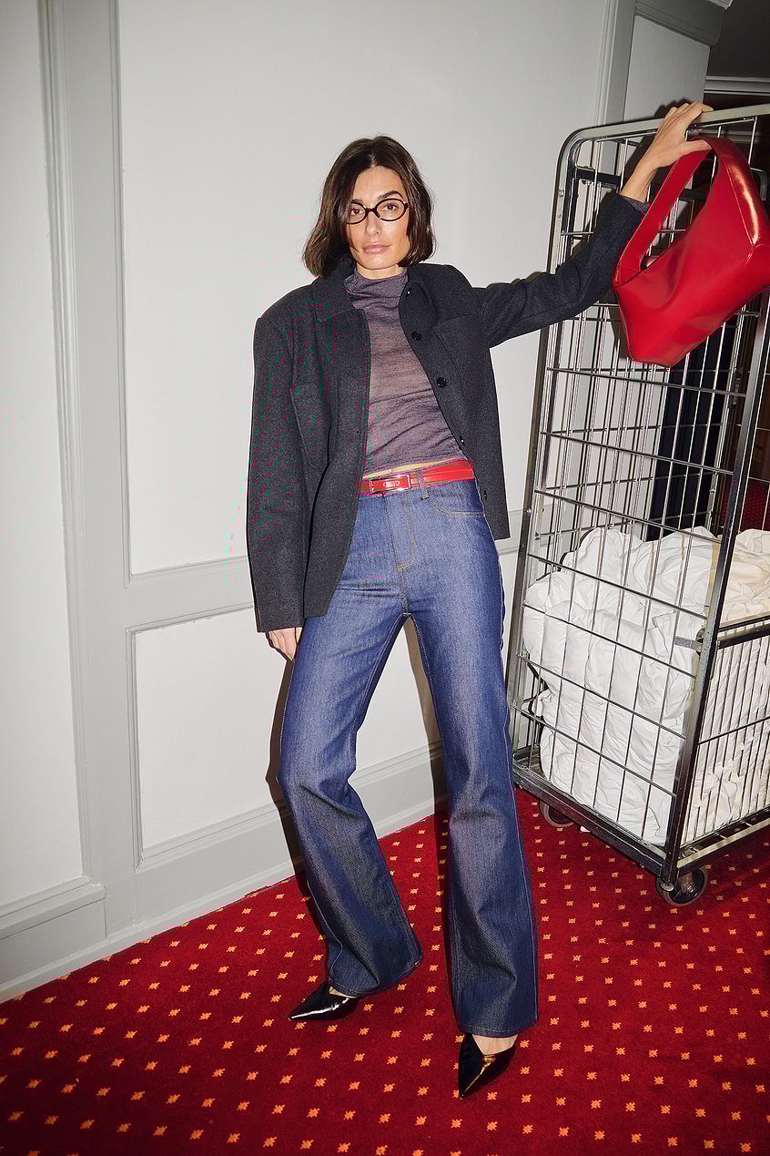 Women High Waist Flared Denim – Leg-Lengthening, Breathable Jeans for Pakistan | DOCACCA