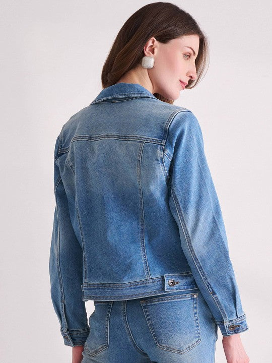 Women Light Blue Washed Spread Collar Denim Jacket