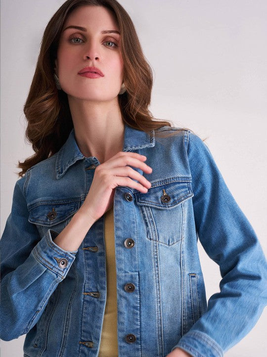 Women Light Blue Washed Spread Collar Denim Jacket
