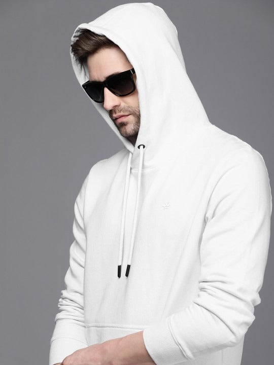 Men White Hooded Sweatshirt – Stylish Cotton Hoodie for Winter in Pakistan