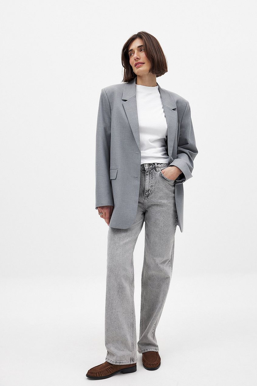 Women Straight High Waist Jeans – Classic High-Rise Straight Leg Denim for Pakistani Women | DOCACCA