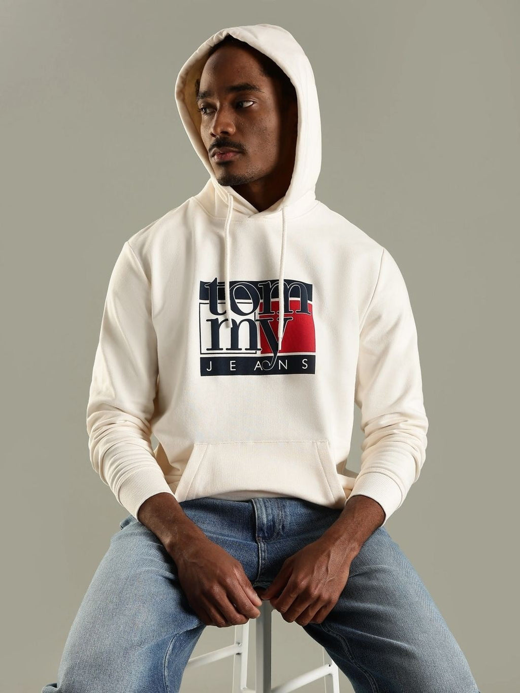 Men Printed Hooded Sweatshirt – Stylish Graphic Hoodie for Winter in Pakistan