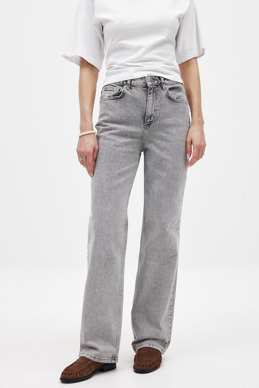 Women Straight High Waist Jeans – Classic High-Rise Straight Leg Denim for Pakistani Women | HB INDUSTRIES