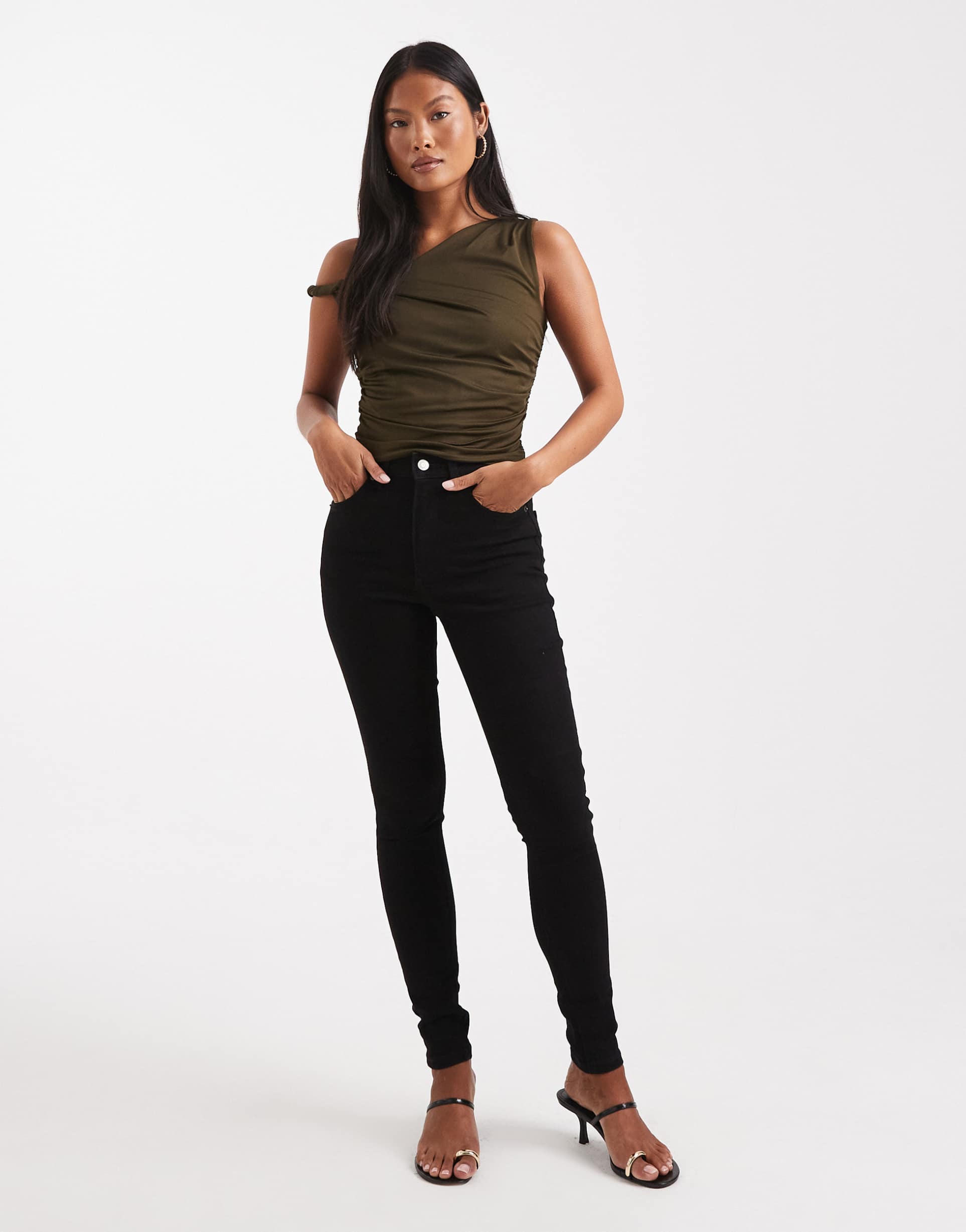 Women Skinny Jeans in Clean Black – Stretchable Slim Fit Denim | DOCACCA