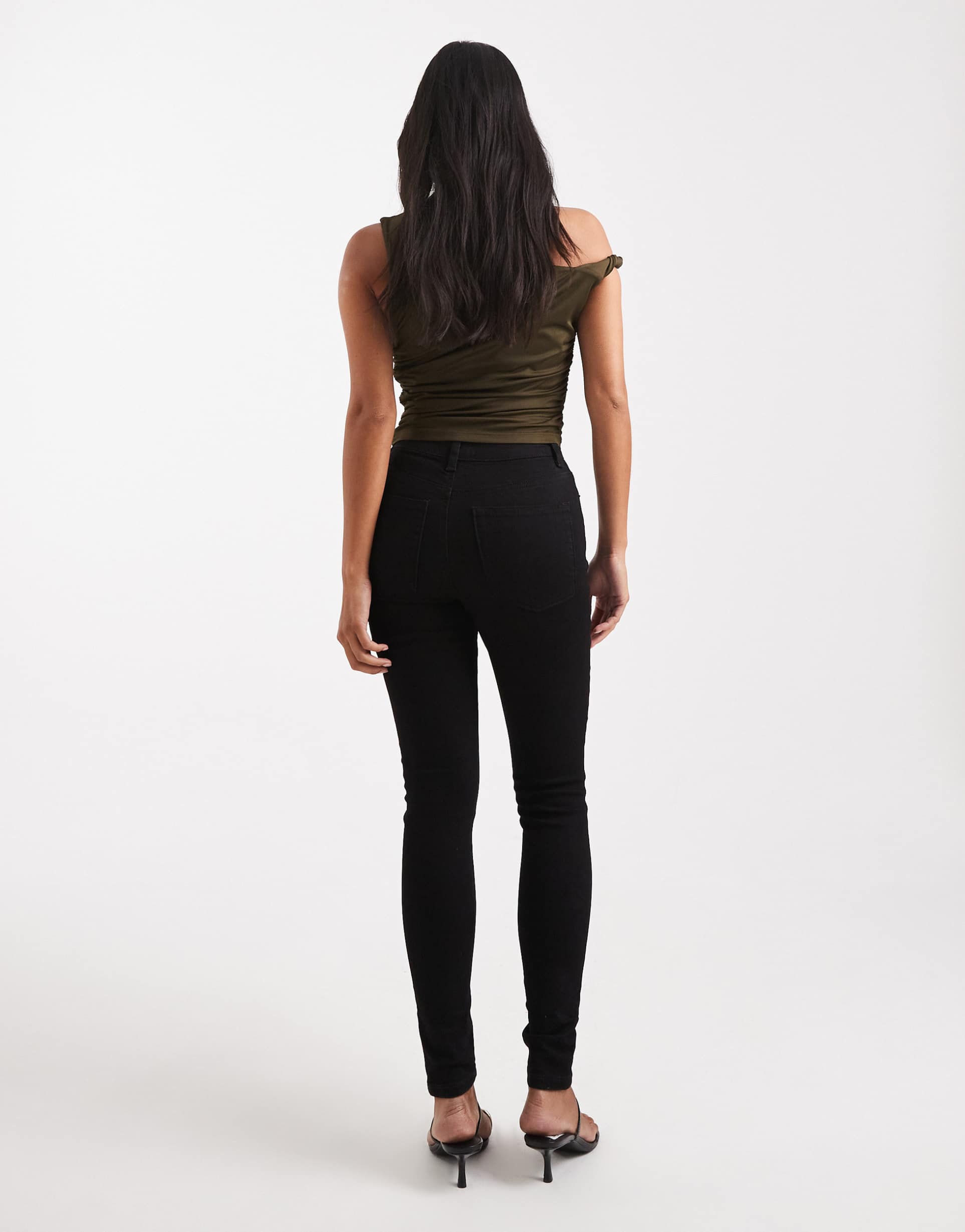 Women Skinny Jeans in Clean Black – Stretchable Slim Fit Denim | DOCACCA