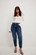 Mom High Waist Jeans for Women – Trendy Comfort Fit Denim for Everyday Pakistani Fashion | DOCACCA