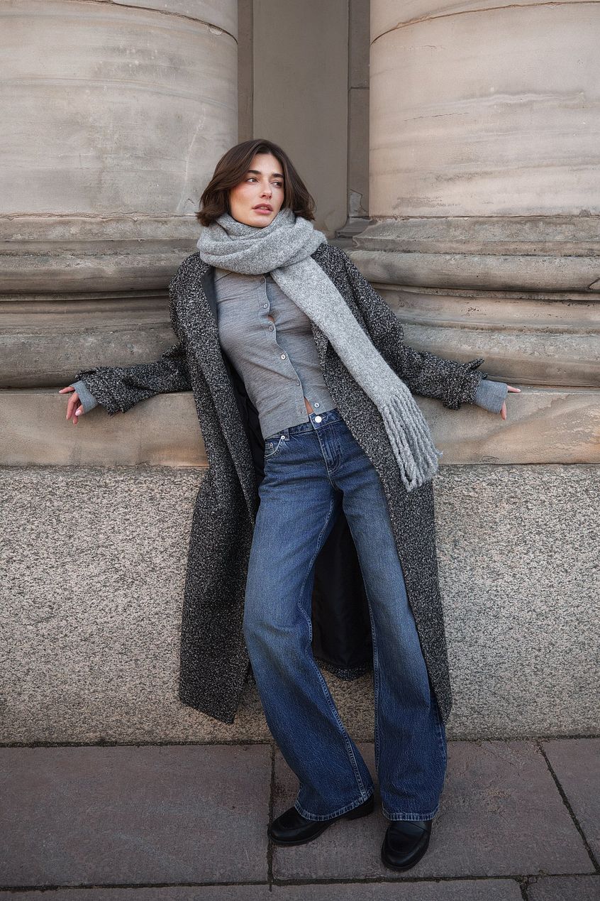 Women Low Waist Jeans – Trendy Low-Rise Hip-Hugger Denim for Pakistan | HB INDUSTRIES