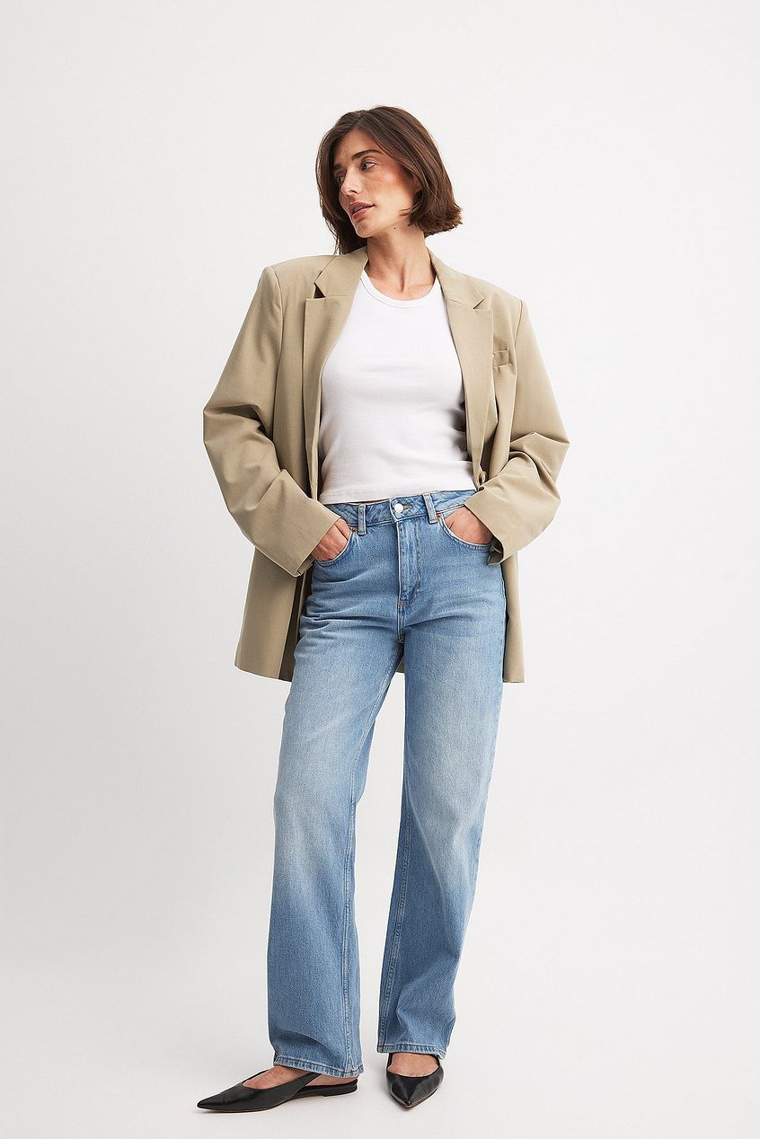 Women Straight High Waist Jeans – Classic High-Rise Straight Leg Denim for Pakistani Women | DOCACCA