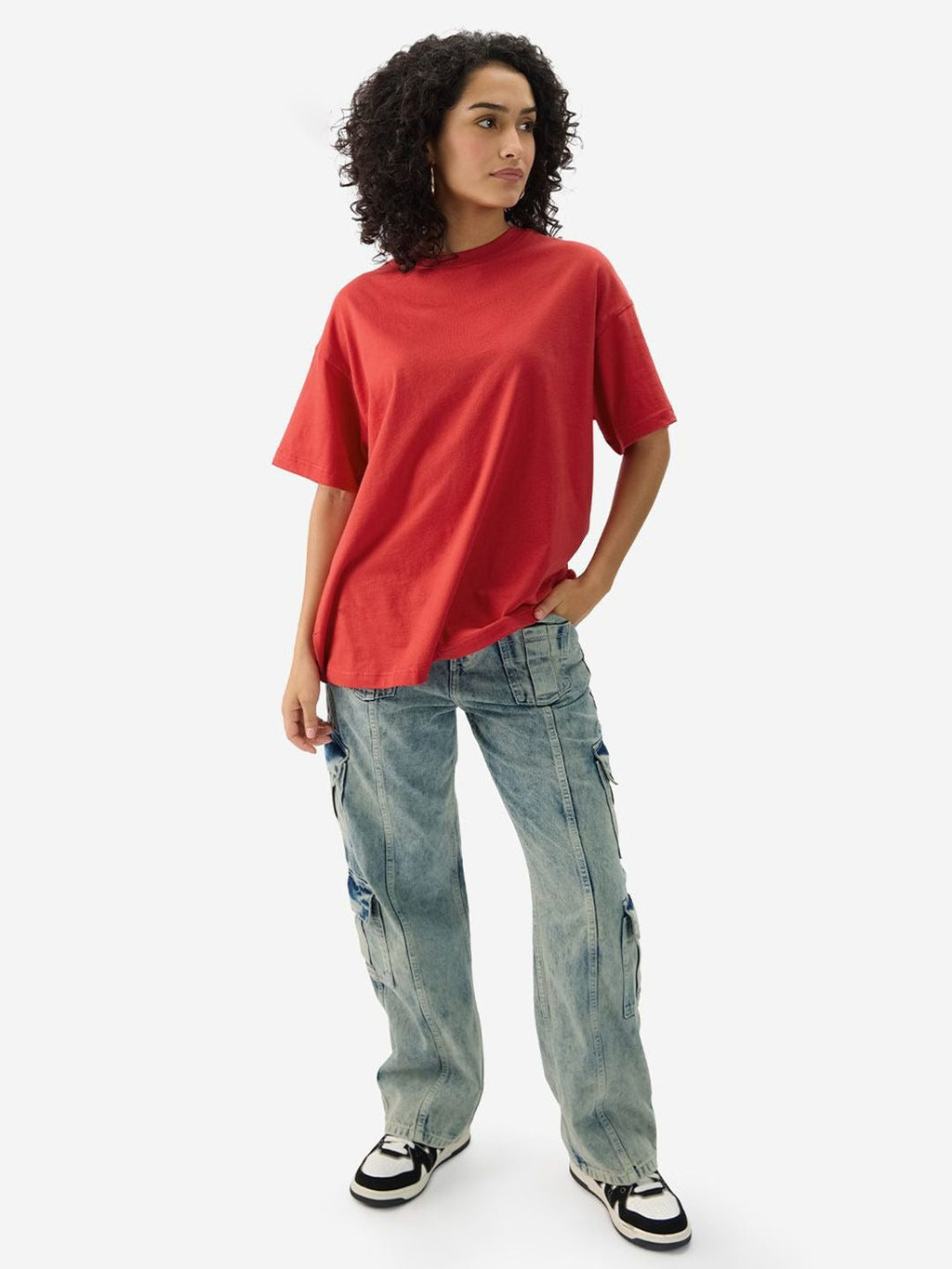 Women Round Neck Oversized Cotton T-Shirt – Comfortable Casual Wear Pakistan