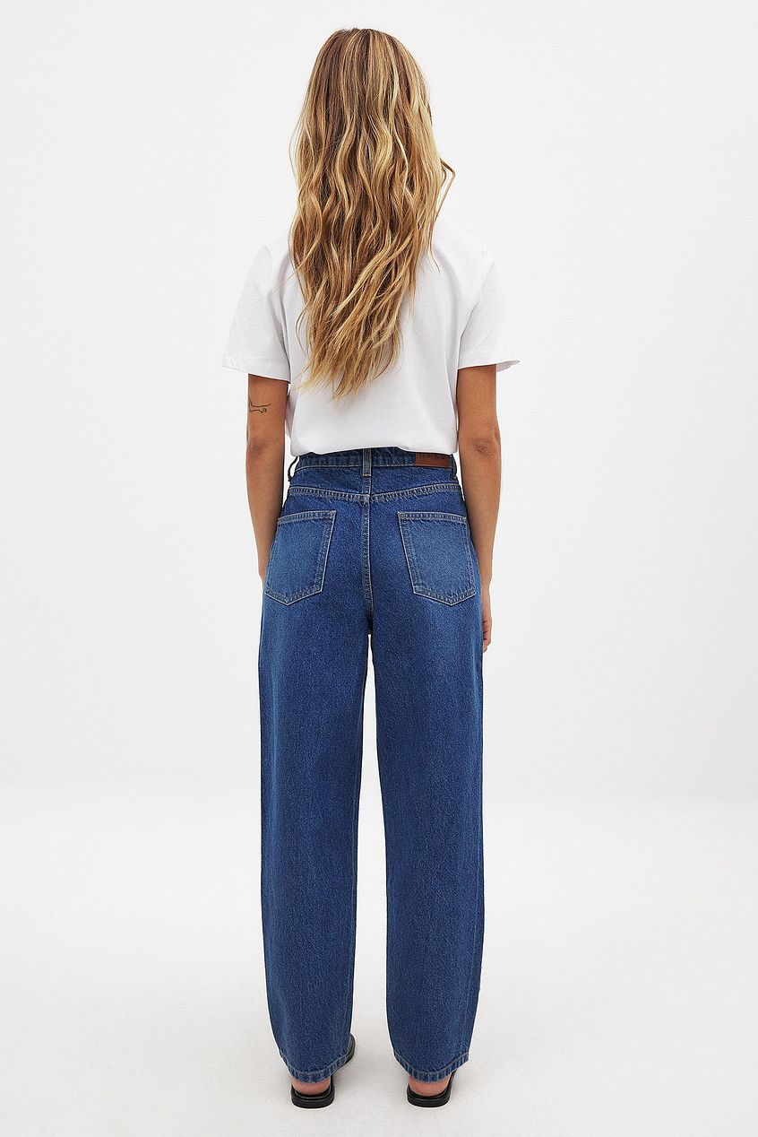 Women Cropped Scallop Detail Denim Jeans – Stylish Cropped Hem with Scalloped Edge | DOCACCA