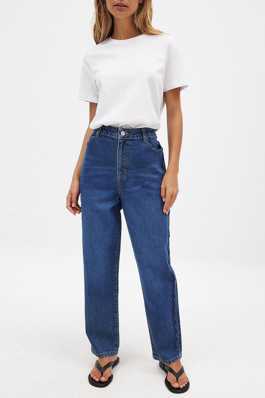 Women Cropped Scallop Detail Denim Jeans – Stylish Cropped Hem with Scalloped Edge | DOCACCA