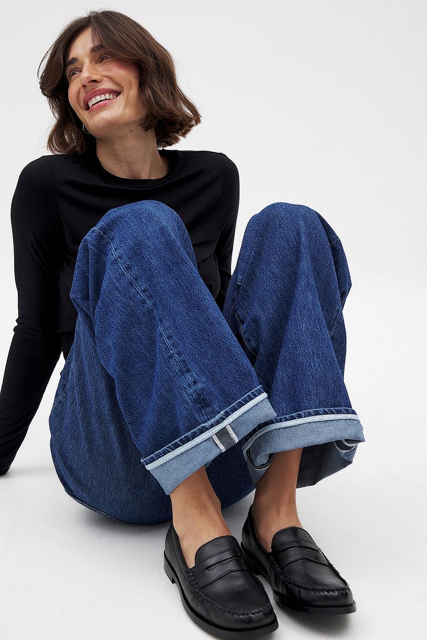 Women Fold Up Loose Denim – Relaxed Fit Cuffed Jeans for Pakistani Women | DOCACCA