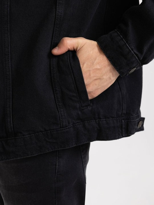 Spread Collar Pure Cotton Denim Jacket – All-Season Men’s Outerwear for Pakistan | DOCACCA
