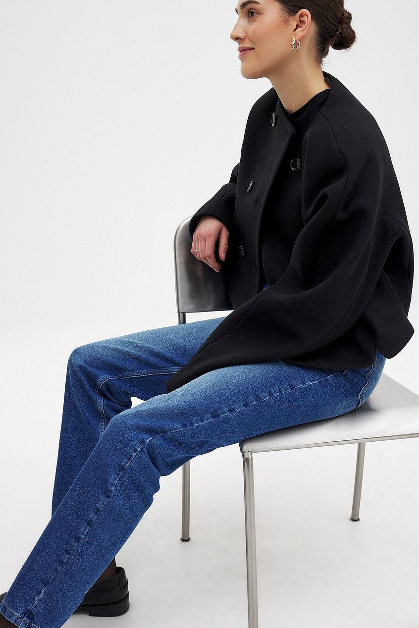 Women Straight High Waist Jeans – High-Rise Straight Leg Denim for Everyday Pakistan | DOCACCA