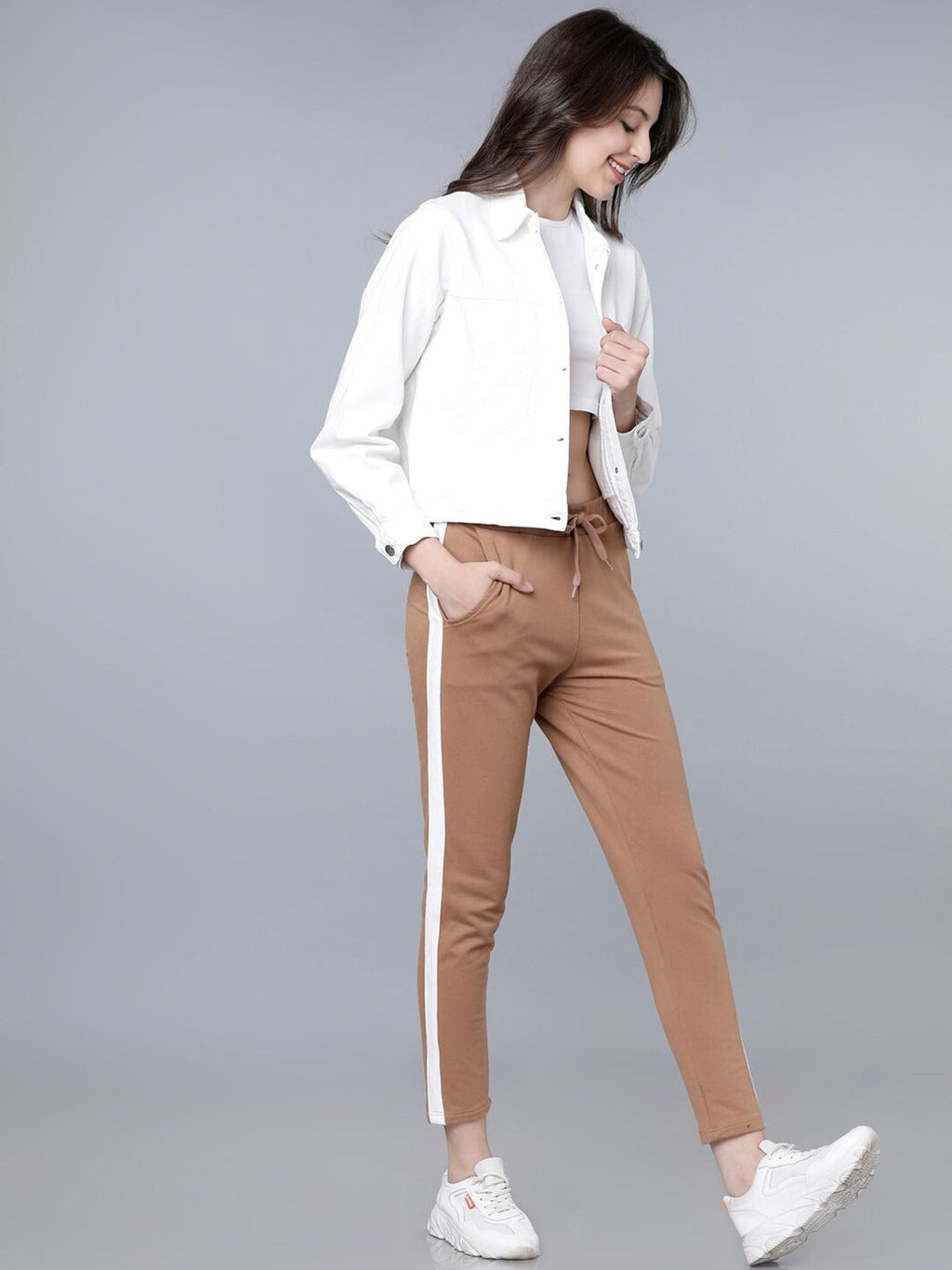 Women White Solid Crop Denim Jacket – Trendy Lightweight Layer for Pakistani Summers | HB INDUSTRIES