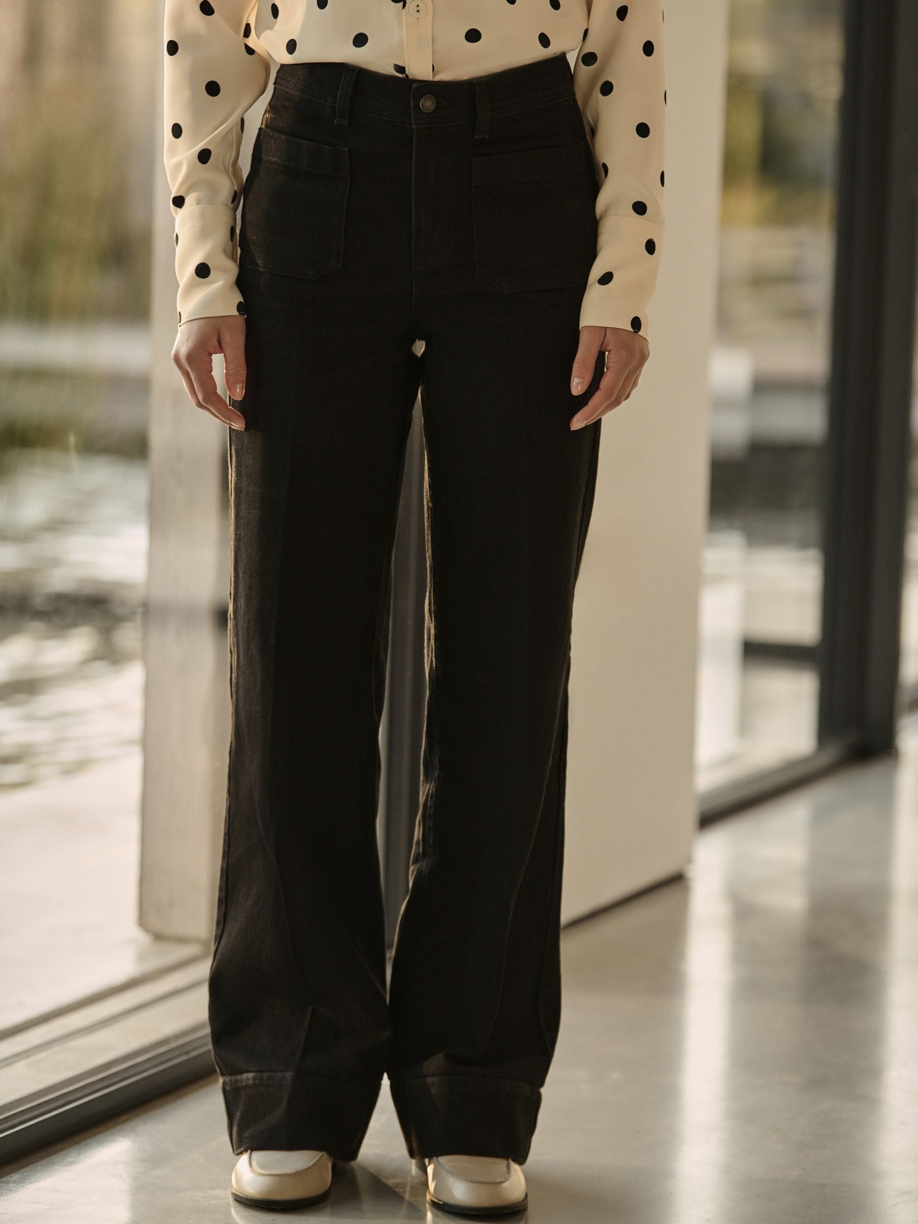 Women Black Patch Pocket Wide Leg Jeans – High Waist Loose Fit Denim Pants for Women in Pakistan | HB INDUSTRIES