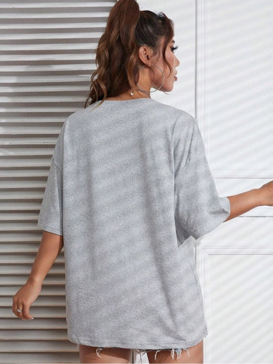 Women Printed Drop-Shoulder Sleeves Oversized T-Shirt – Stylish Cotton Wear Pakistan