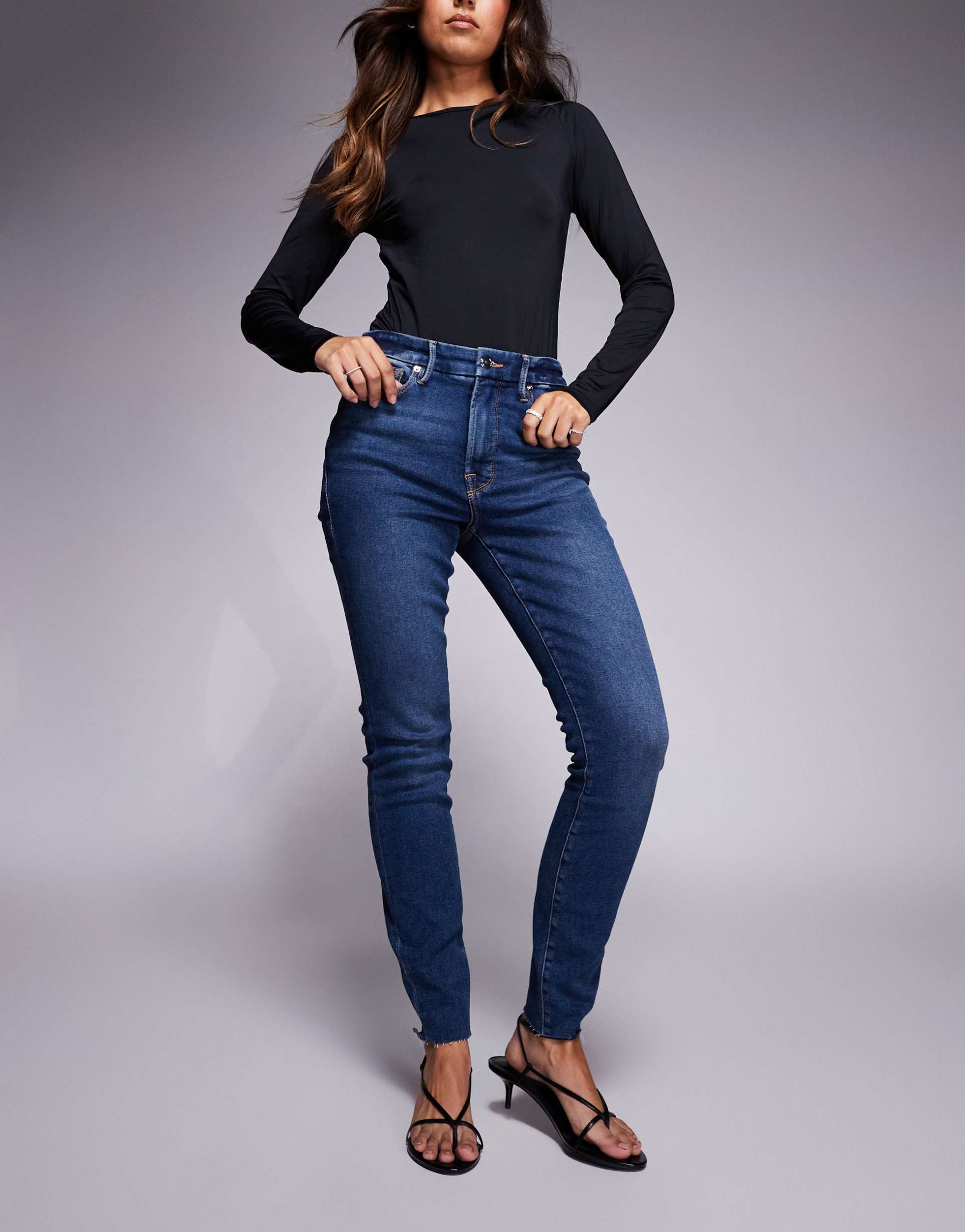 Skinny Jeans in Dark Blue – Stretchable, Slim Fit Denim for Men in Pakistan | DOCACCA