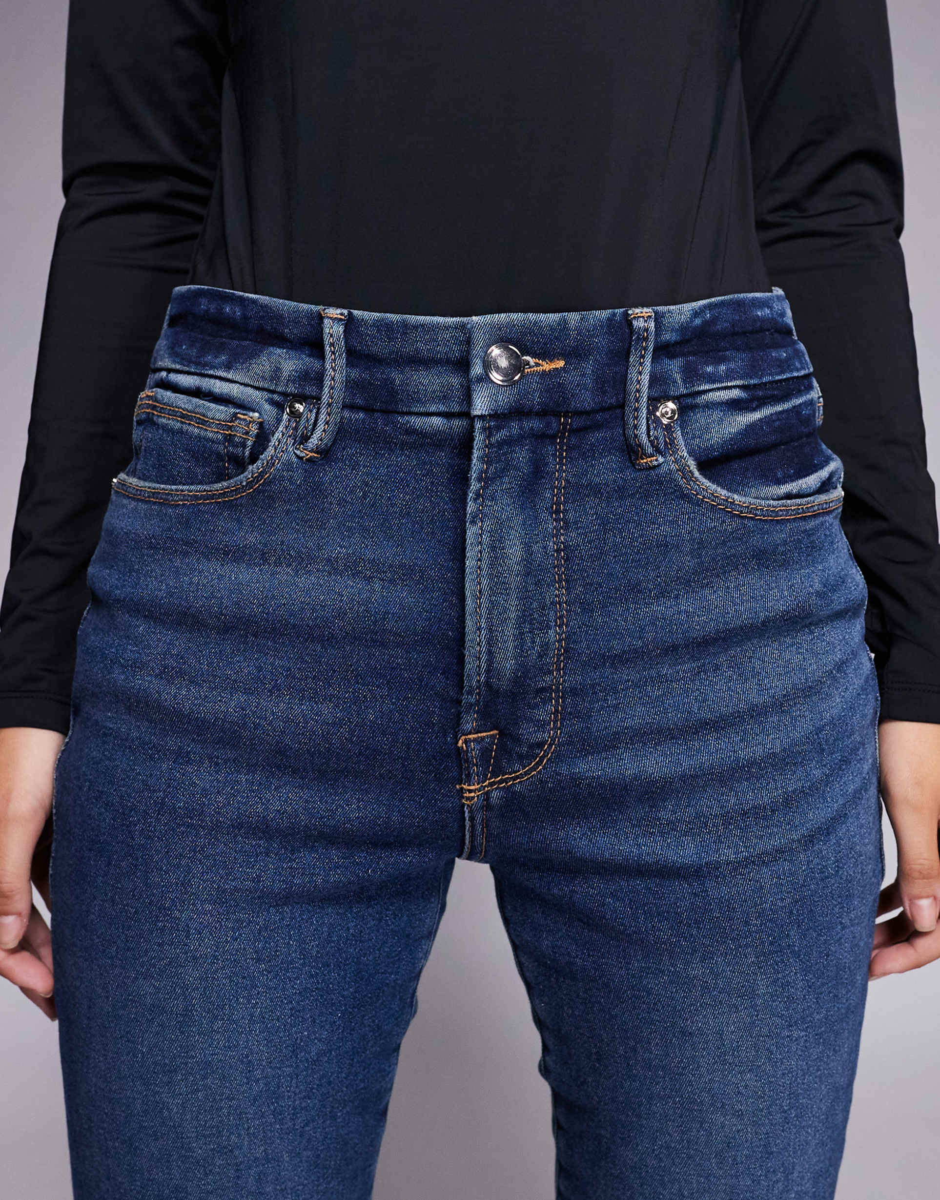 Skinny Jeans in Dark Blue – Stretchable, Slim Fit Denim for Men in Pakistan | DOCACCA