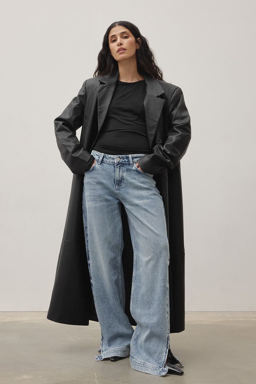 Slit Detail Denim – Trendy High-Rise Jeans with Front/Side Slits for Pakistan | DOCACCA