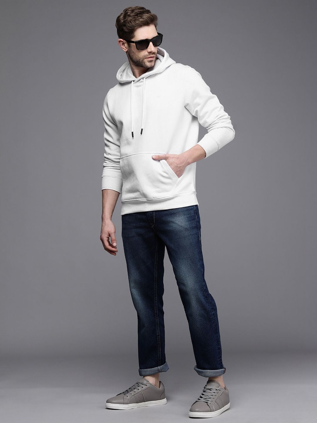 Men White Hooded Sweatshirt – Comfortable Cotton Hoodie for Winter in Pakistan | DOCACCA
