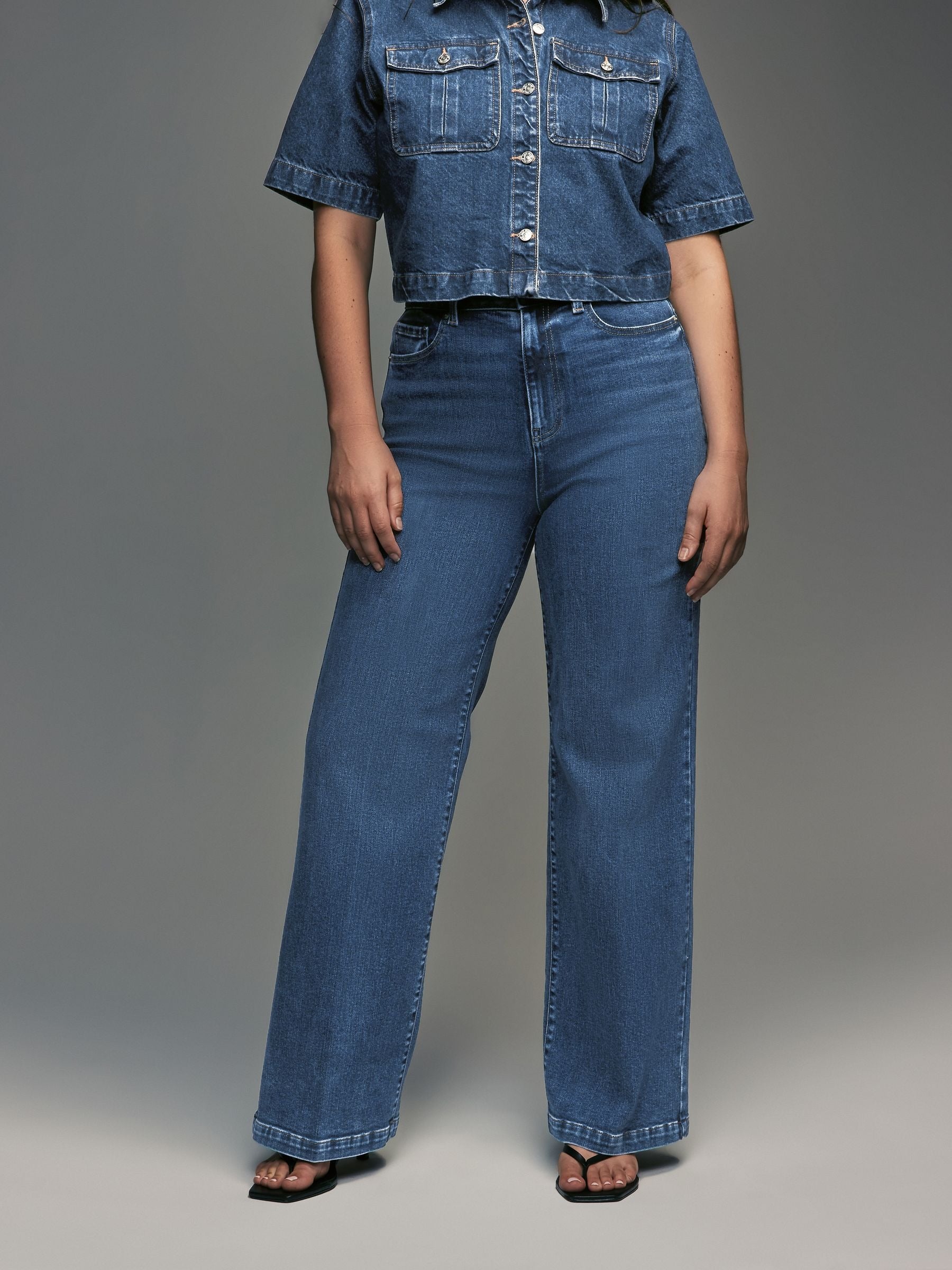 Women Dark Blue Wide Leg Hourglass Jeans – High Waist Flattering Fit Denim Pants in Pakistan | HB INDUSTRIES