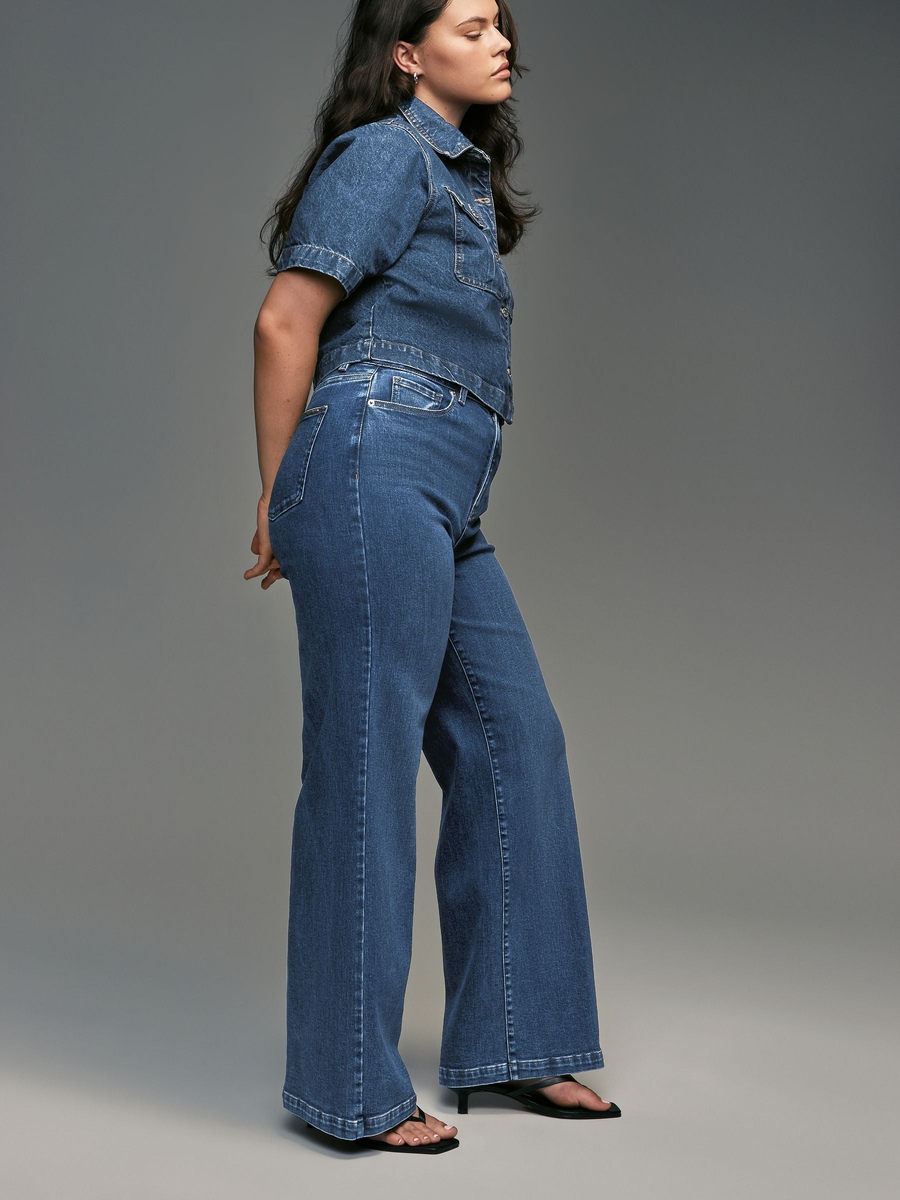 Women Dark Blue Wide Leg Hourglass Jeans – High Waist Flattering Fit Denim Pants in Pakistan | HB INDUSTRIES