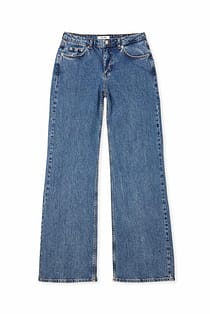 Low Waist Jeans for Women – Trendy Low-Rise Denim, Sleek Fit & All-Day Comfort in Pakistan | DOCACCA