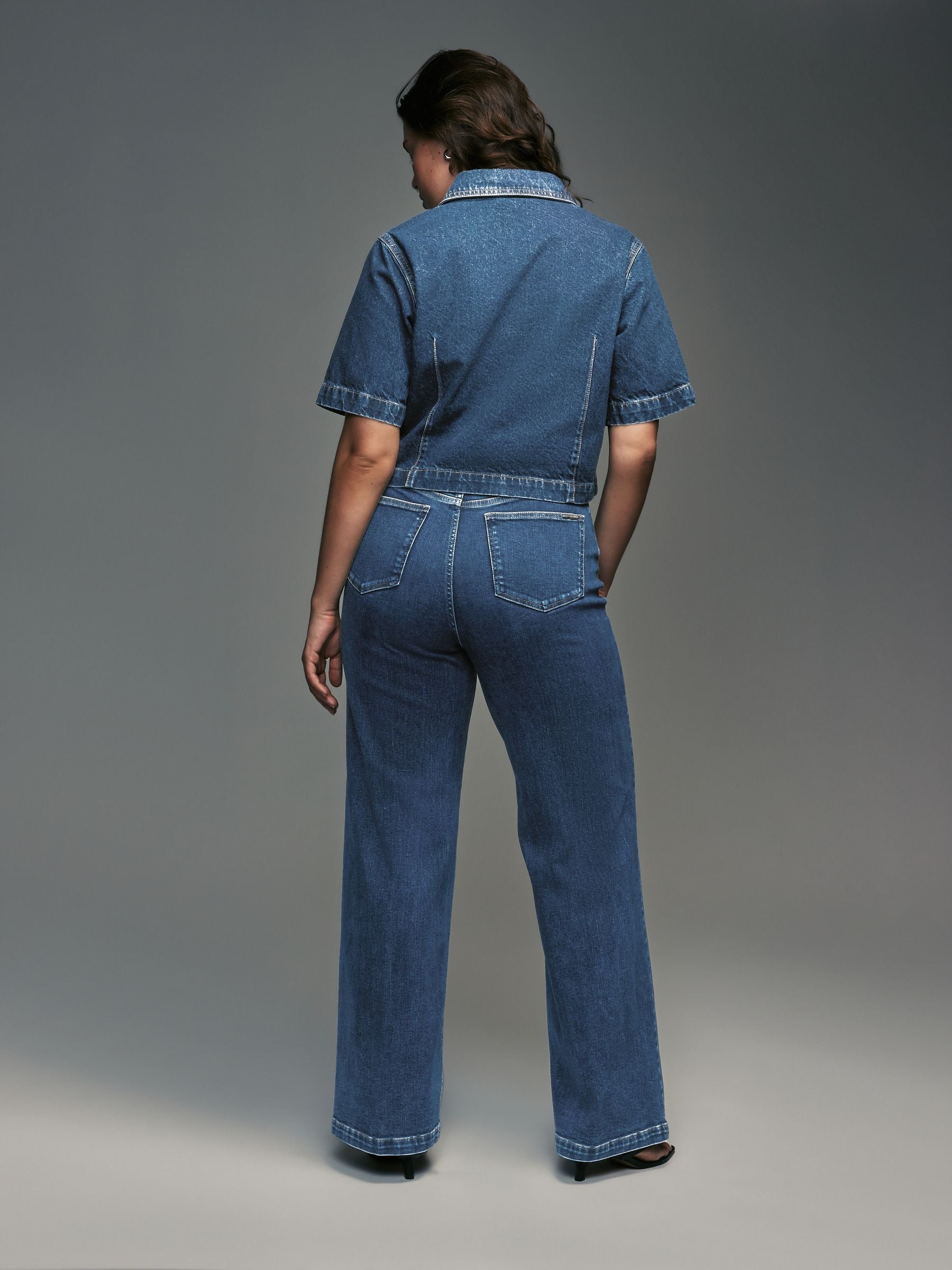 Women Dark Blue Wide Leg Hourglass Jeans – High Waist Flattering Fit Denim Pants in Pakistan | HB INDUSTRIES